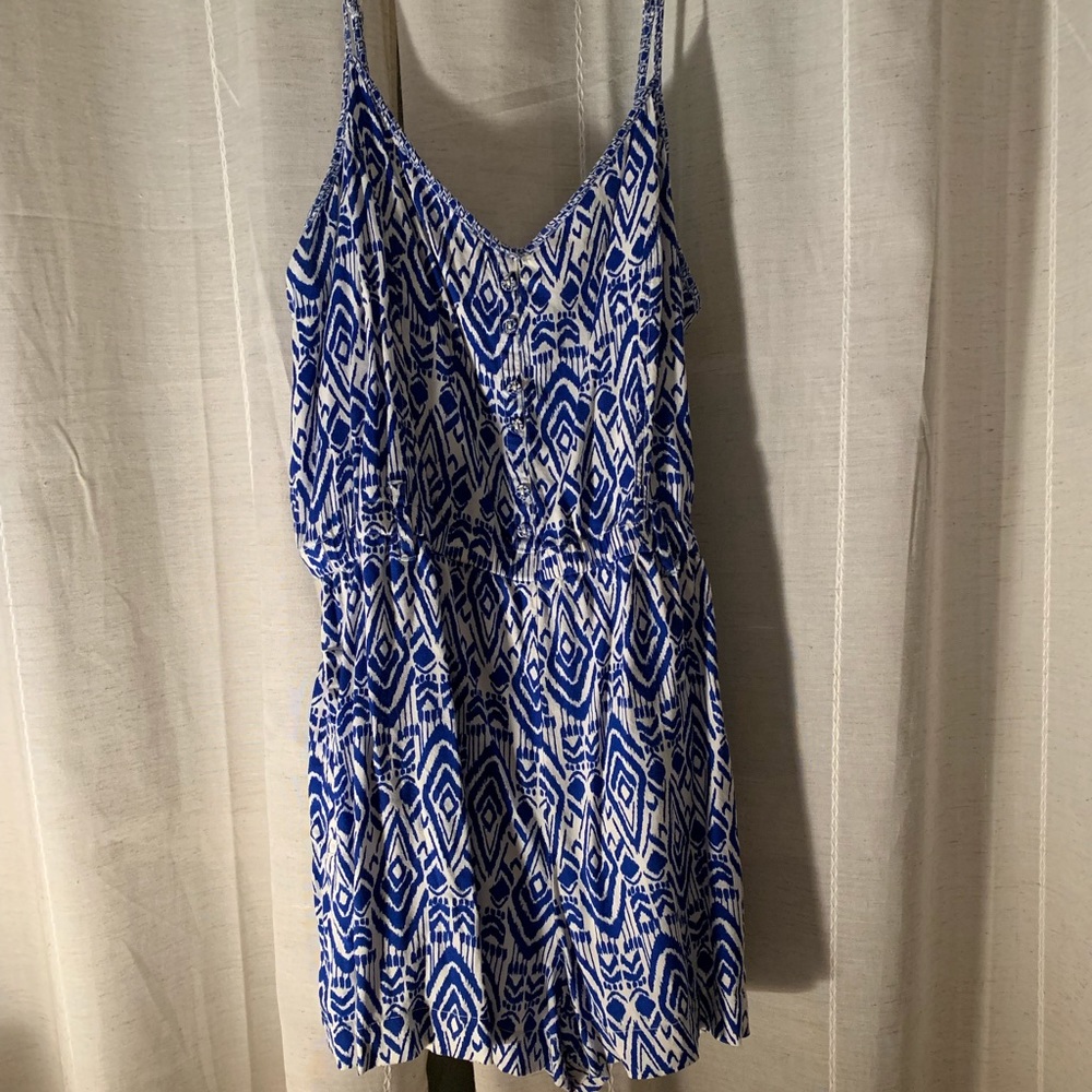 Blue and white romper - Large